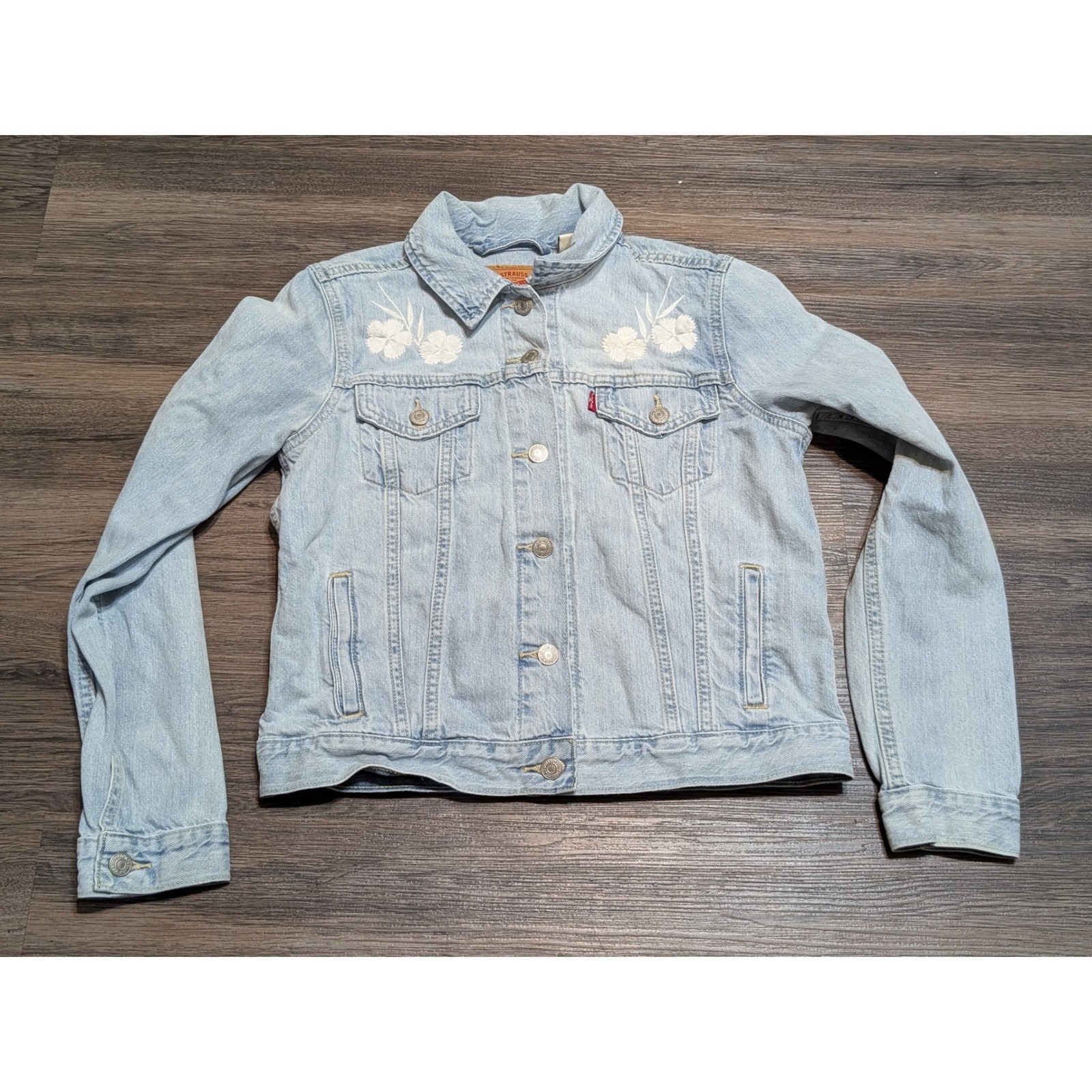 Levis Womens Light Wash Denim Trucker Jacket Floral Embroidery Blue Size M